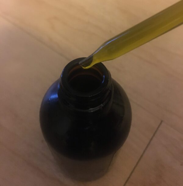 avocado oil cleanser droplet